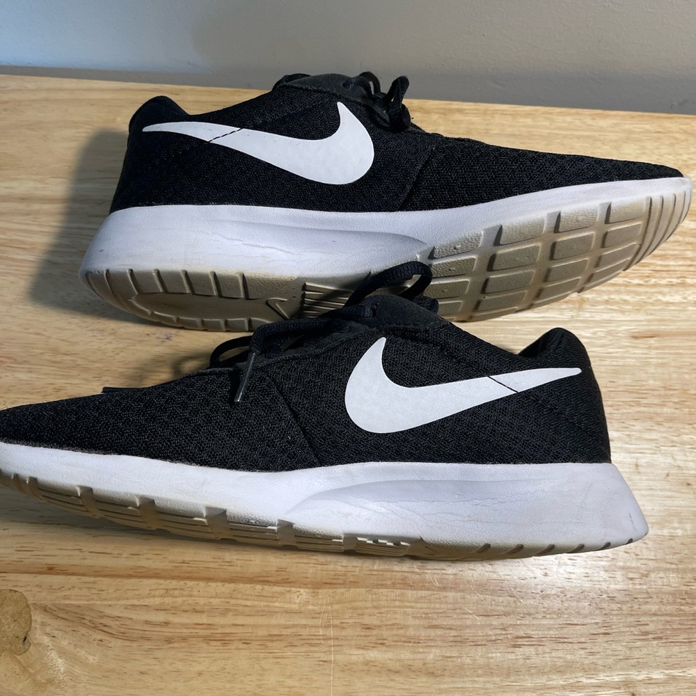 Nike Black and White Sneakers